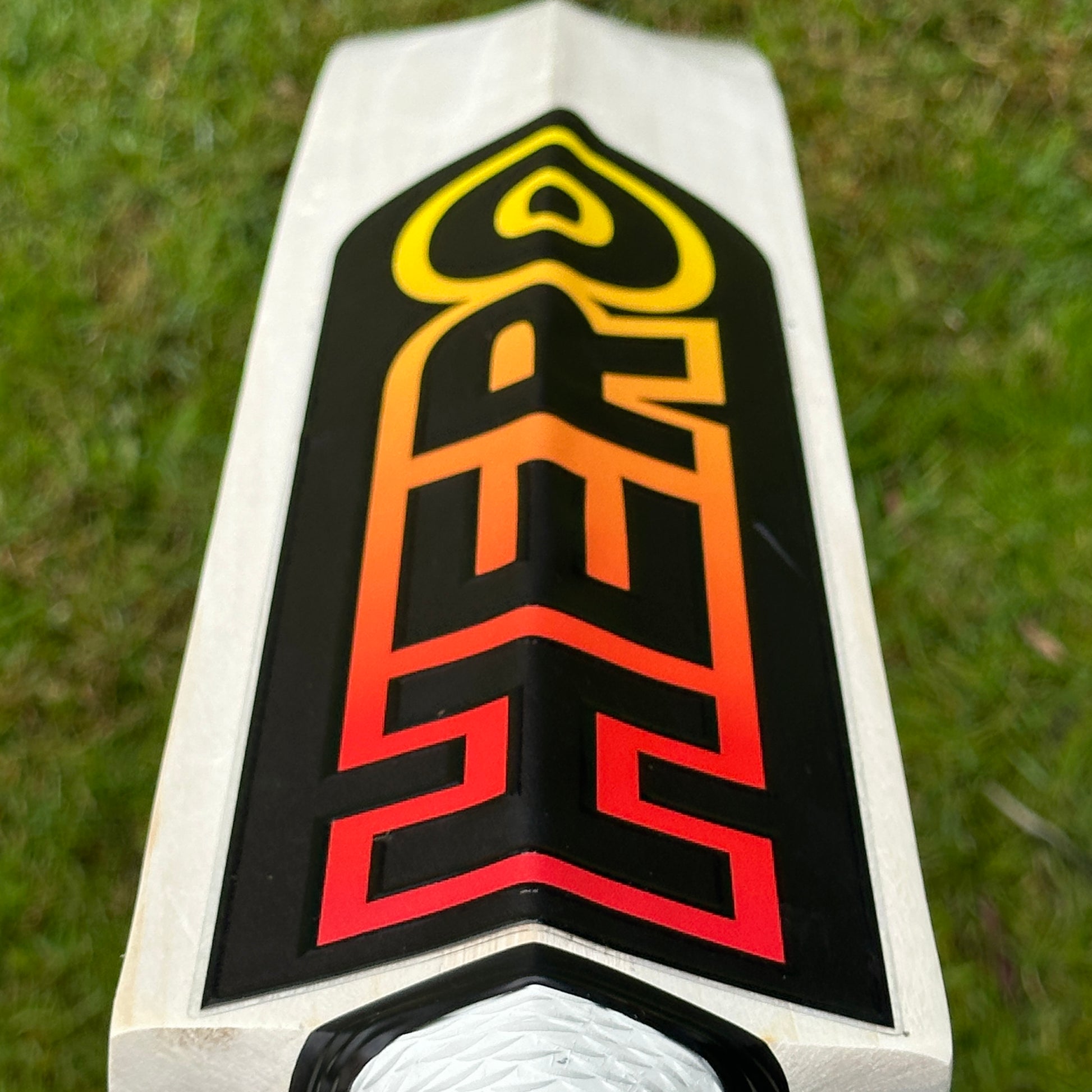 Hero Zeuz | Duckbill Profile